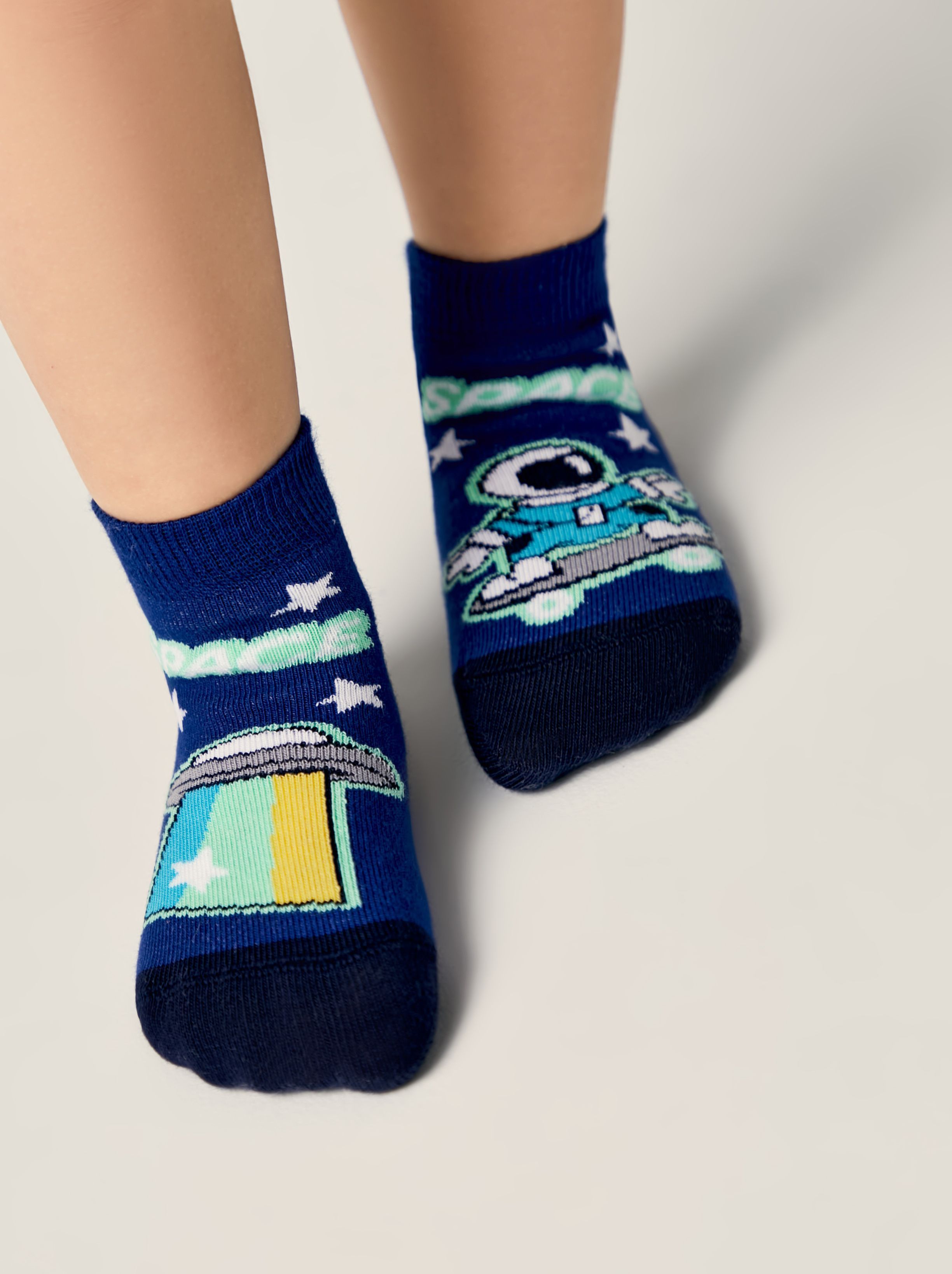 Хлопковые носки с рисунками &quot;Space&quot; Conte синего цвета