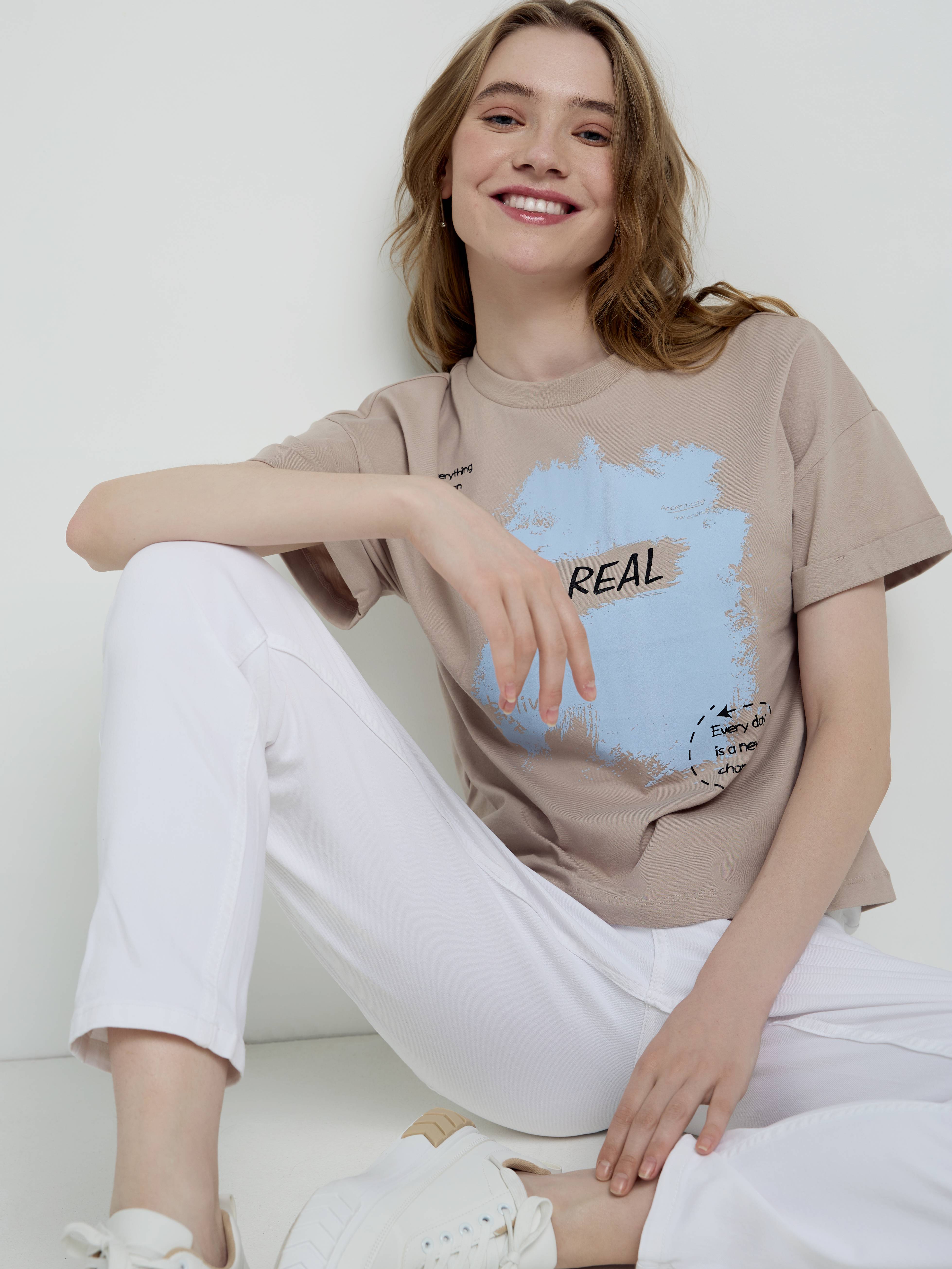 

Джемпер женский ⭐️ Футболка с манжетами и рисунком «Is real» LD 2120 ⭐️, Beige