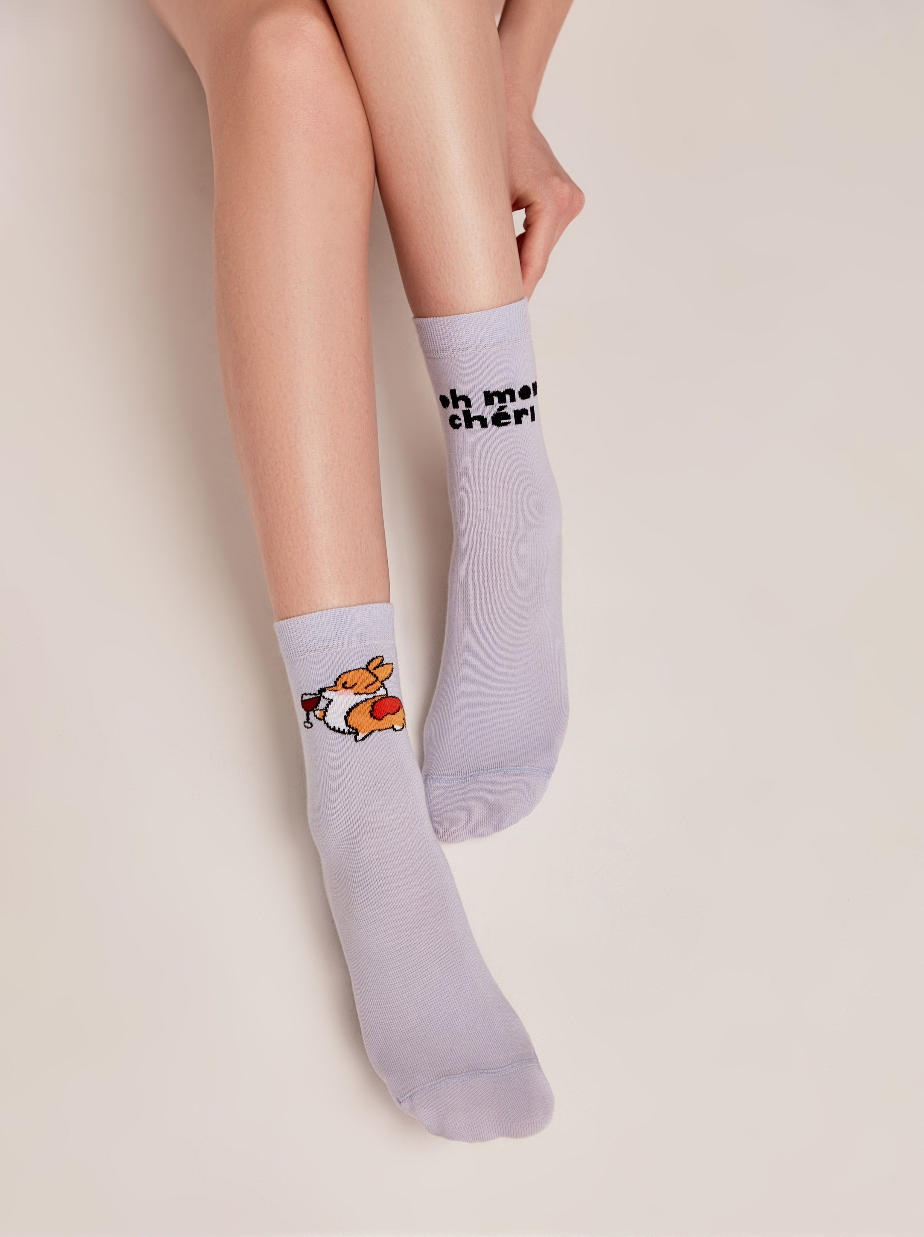 Хлопковые носки с рисунками "Oh mon chéri" Conte бледно-фиолетовый  