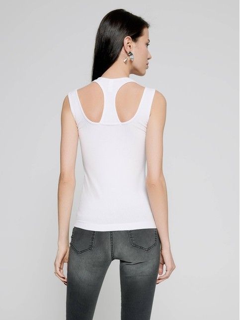 

Однотонный топ из вискозы с фигурным декольте LD 1124, White, Джемпер женский ⭐️ Однотонный топ из вискозы с фигурным декольте LD 1124 ⭐️