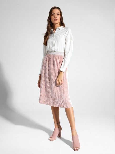

Однотонная рубашка из вискозы с фактурным кружевом LBL 1036, Off-white, Блузка женская ⭐️ Однотонная рубашка из вискозы с фактурным кружевом LBL 1036 ⭐️
