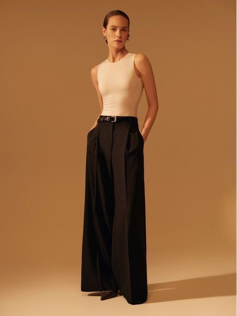 Брюки со складками из костюмной ткани LBK 3401 - купить в интернет-магазине Conte