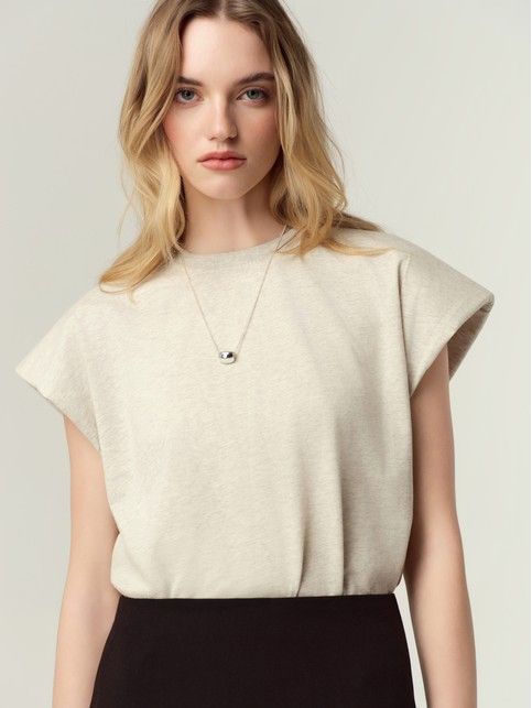 Футболка из хлопка с подплечниками LBL 3450 - купить в интернет-магазине Conte