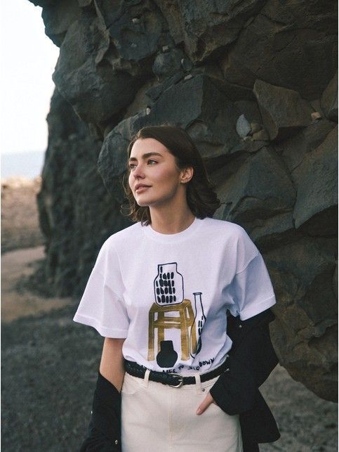 -15% на женские футболки, а также на джемперы из футера