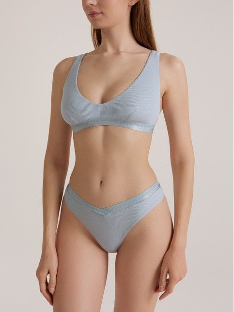 Трусы бразилиано в рубчик с V-образной линией талии ACTIVE SHAPE LBR 3185