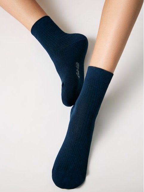 Базовые носки из хлопка в рубчик