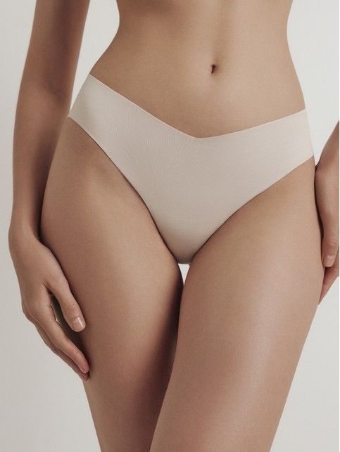 Бесшовные Трусы "бразилиана" с V-образной линией талии INVISIBLE LBR 1226