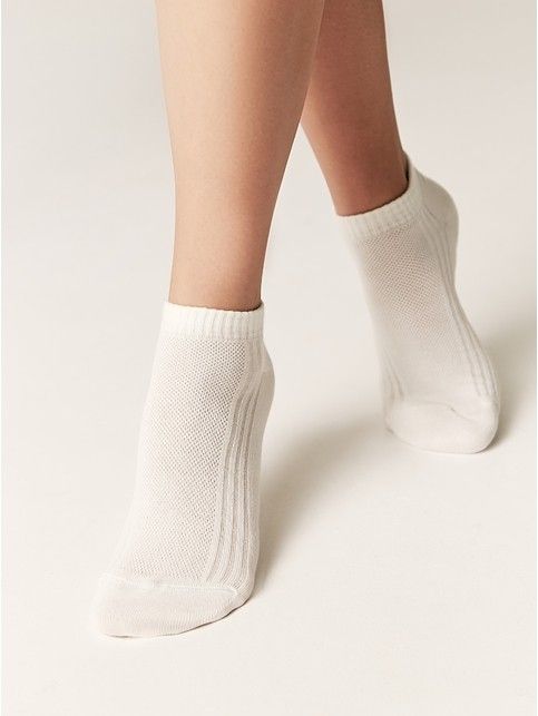 Короткие хлопковые носки CLASSIC, модель 016