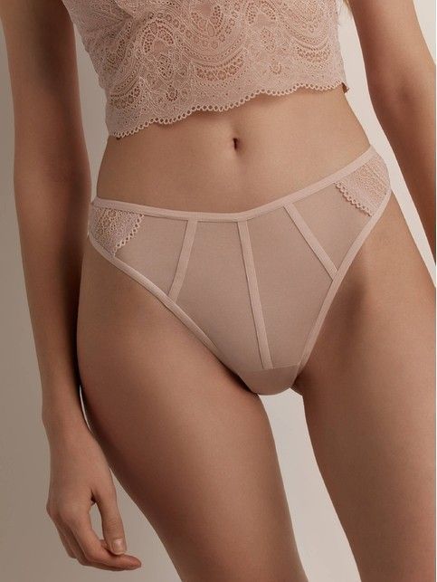 Трусы «бразилиана» из кружева и сетки с имитацией стрепов CELEBRATION LBR 1897