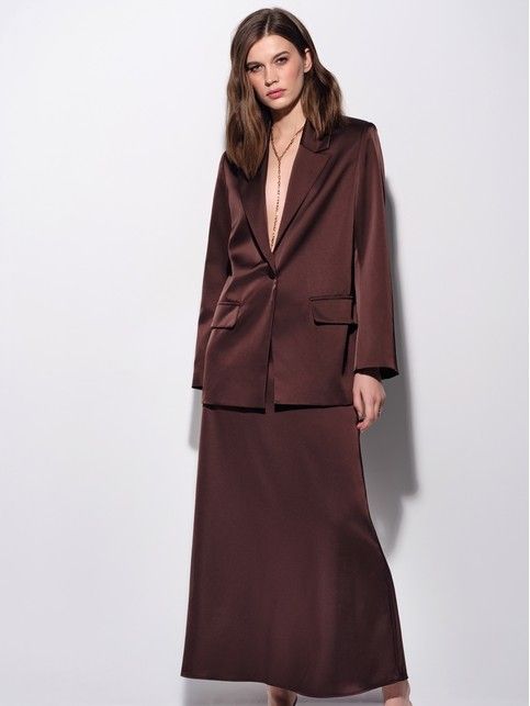 Женские жакеты и блузки