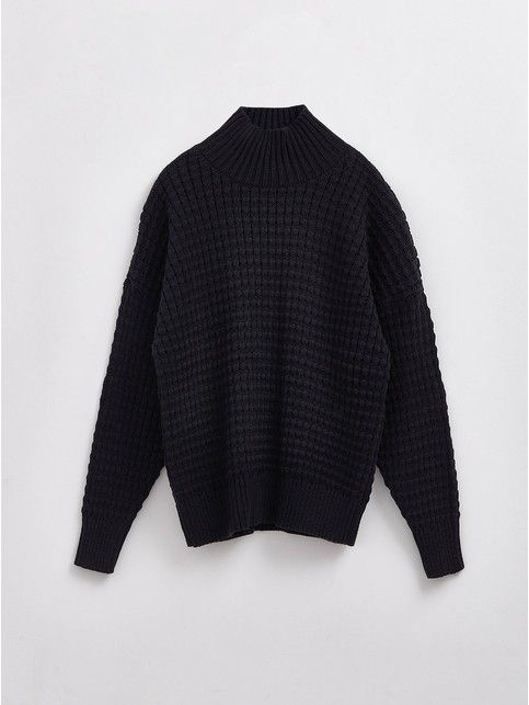 Джемпер объемного силуэта с воротником-стойкой LDK 220