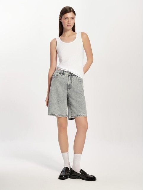 Классические джинсовые шорты серого цвета CON-775