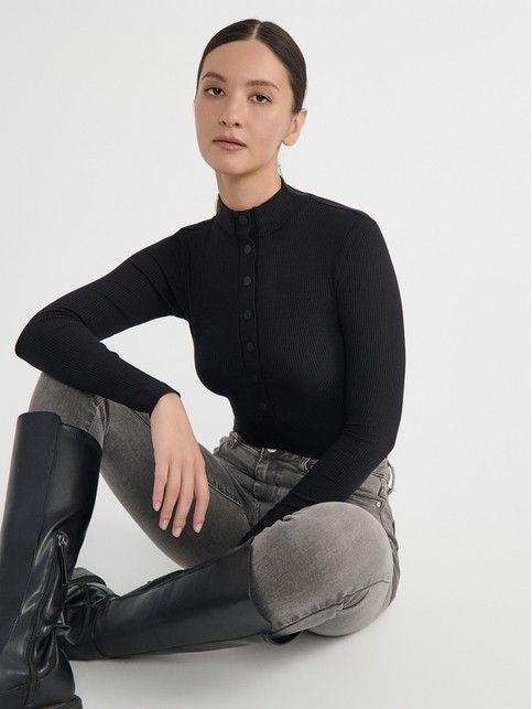 Боди в рубчик из вискозы с планкой на кнопках LBD 2788