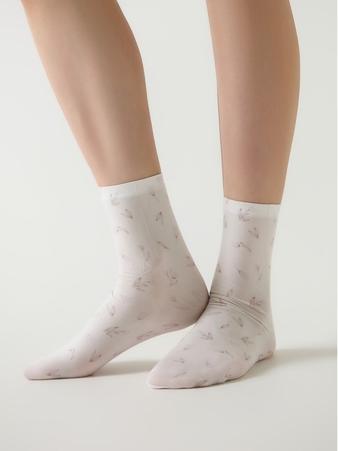 Носки с рисунком "Лепестки"