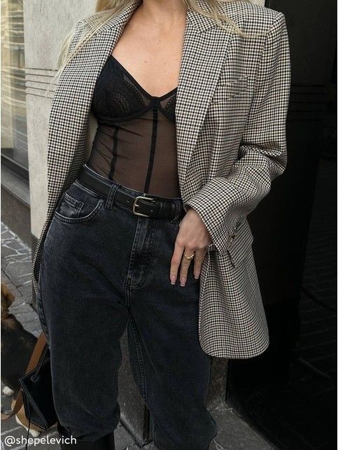 Боди из кружева и сетки с имитацией стрепов CELEBRATION LBT 1893