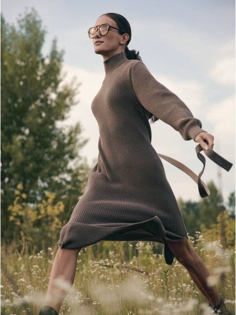 Вязаное платье-midi с поясом и разрезами по бокам LDK 227