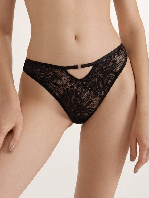 Трусы «бразилиана» из цветочного кружева с фигурным вырезом MYSTERY GARDEN LBR 3116
