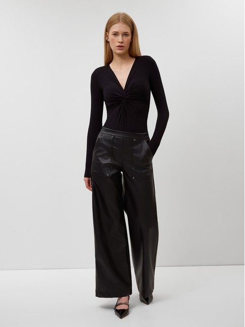 Боди с декоративным узлом из вискозы LBD 3318