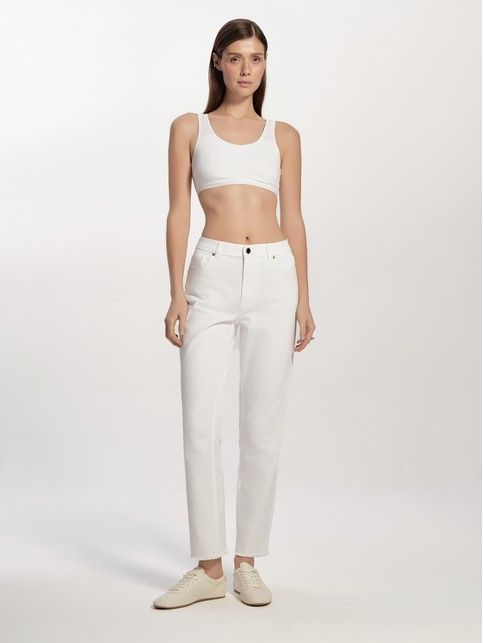 Белые джинсы slim из eco-friendly денима CON-723 Белые джинсы slim из eco-friendly денима CON-723 - купить в интернет-магазине Conte