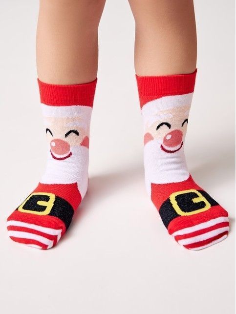 Новогодние красные носки с рисунком «Санта»