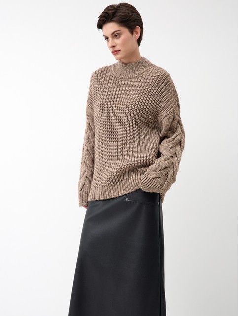 Джемпер с воротником-стойкой и объёмными рукавами из пряжи с шерстью LDK24136