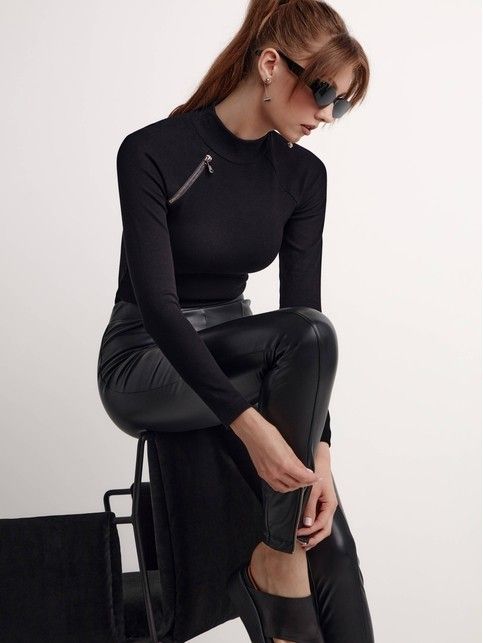 Джемпер в рубчик с молнией LD 1843