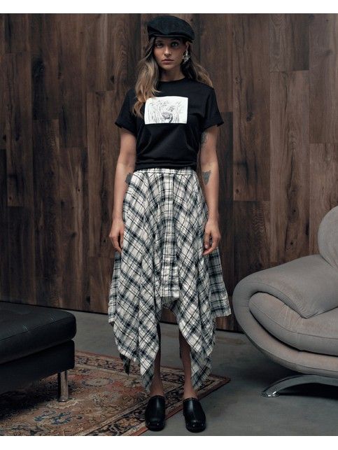 Футболка из хлопка Floriography с графикой «Эустома» LD 3470 - купить в интернет-магазине Conte