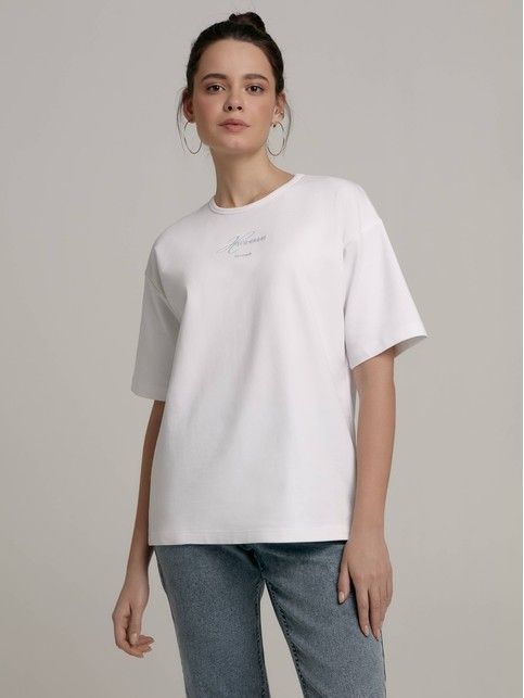 Удлиненная футболка свободного кроя с вышивкой «Натхненне» LD 2307