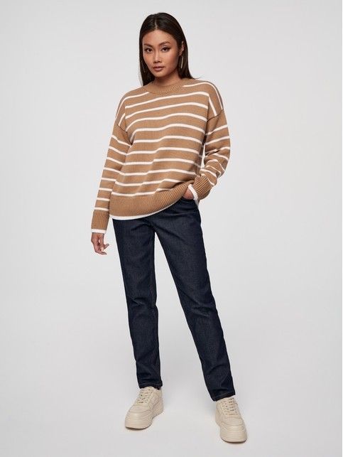 Широкие женские джинсы