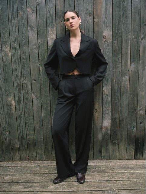 Укороченный жакет из костюмной ткани LJ 3253