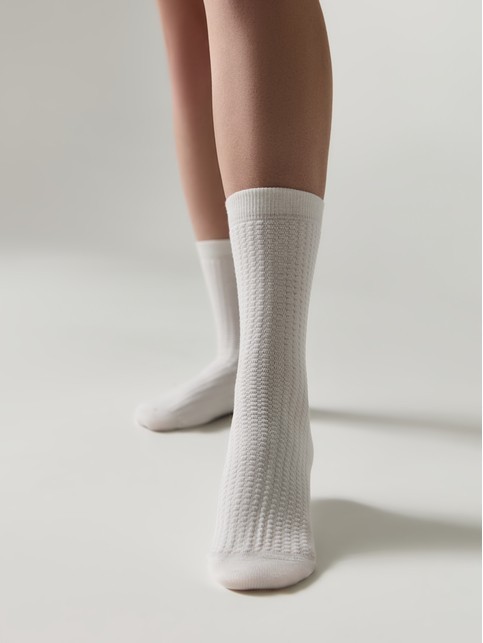 Носки из хлопка с рельефным геометрическим узором CLASSIC - купить в интернет-магазине Conte