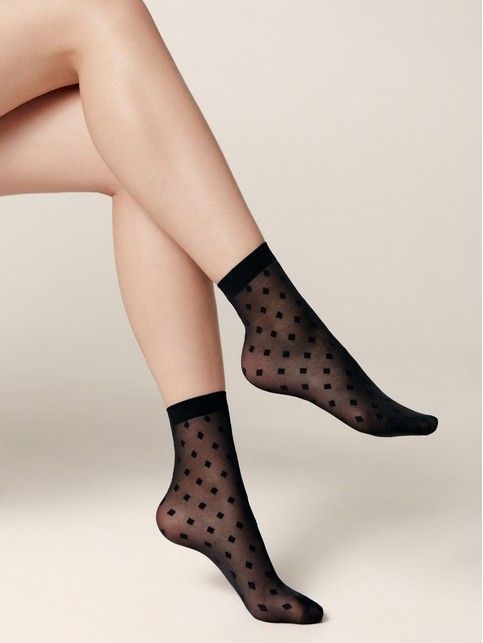 Носки в мелкие ромбы