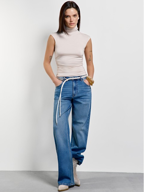 Топ из микромодала с воротником-стойкой LBL 3415 - купить в интернет-магазине Conte