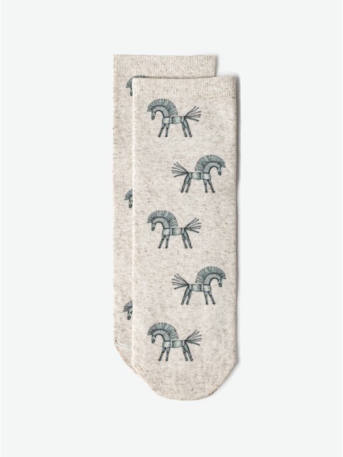 Носки из пряжи с хлопком и льном «Соломенный коник»