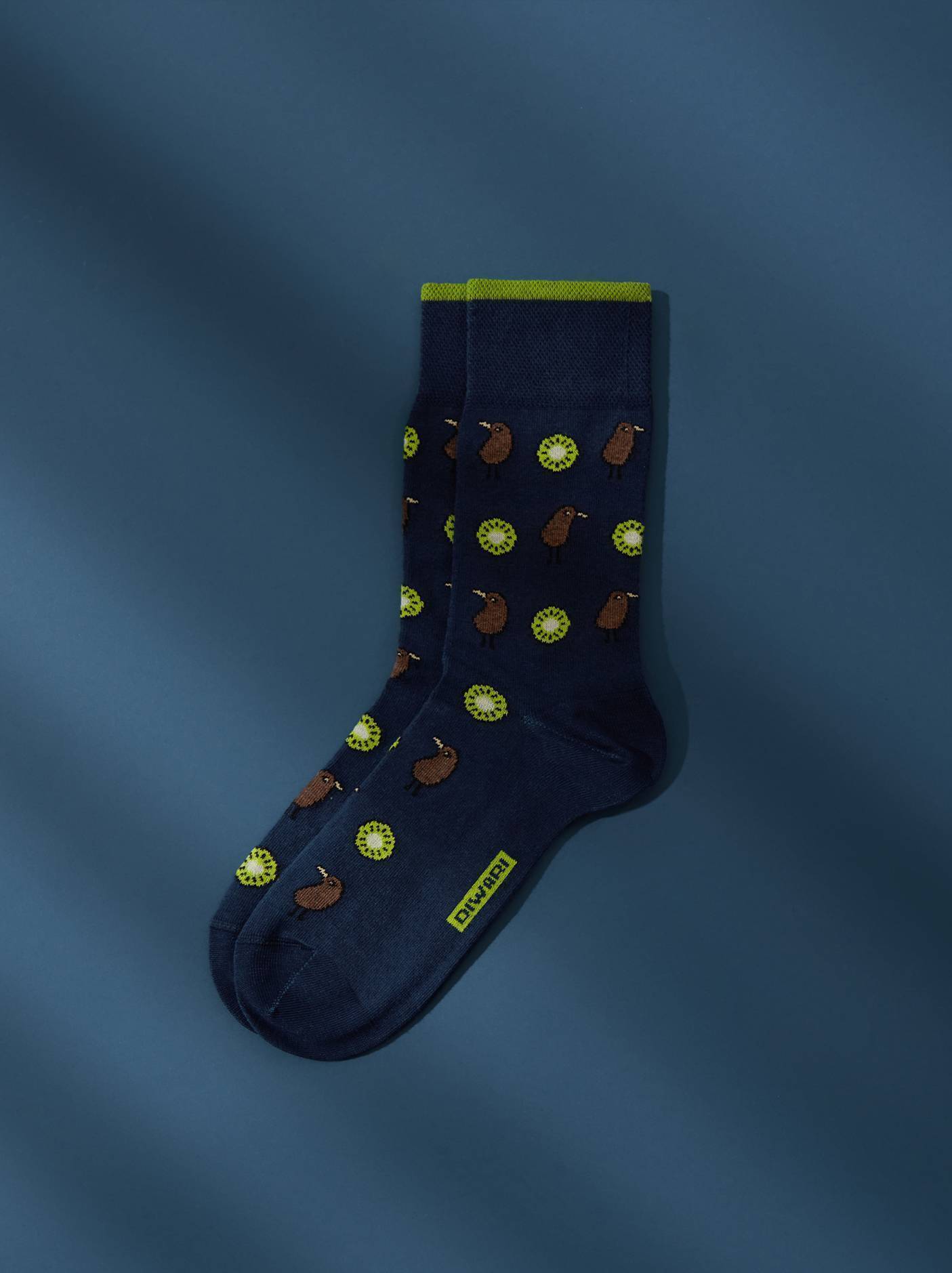 Хлопковые носки HAPPY с рисунком «Киви» Conte темно-синего цвета