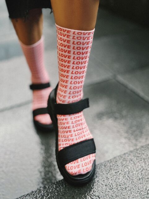 Удлиненные носки из лимитированной коллекции с рисунками "Love" - купить в интернет-магазине Conte