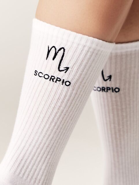 Удлиненные носки в рубчик с вышивкой «Скорпион» - купить в интернет-магазине Conte