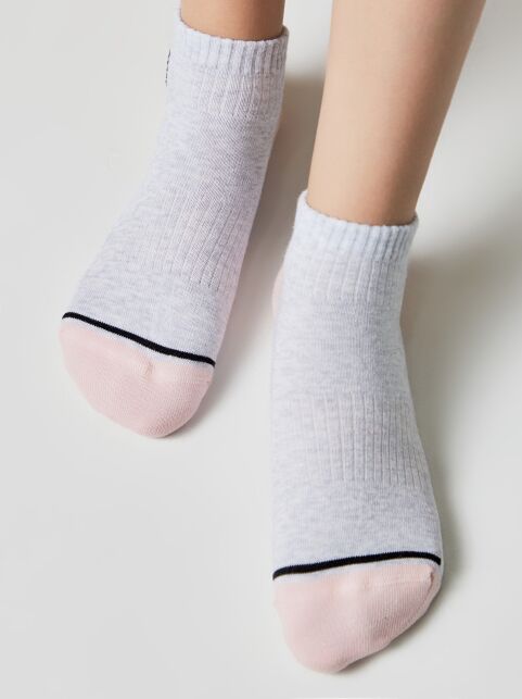 Короткие светло-серые спортивные носки ACTIVE lycra®, модель 957 - купить в интернет-магазине Conte