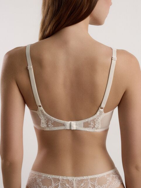 Бюстгальтер с мягкими треугольными чашками Love story TB6206 - купить в интернет-магазине Conte