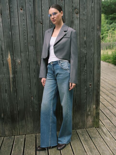 Укороченный жакет из костюмной ткани LJ 3253 - купить в интернет-магазине Conte