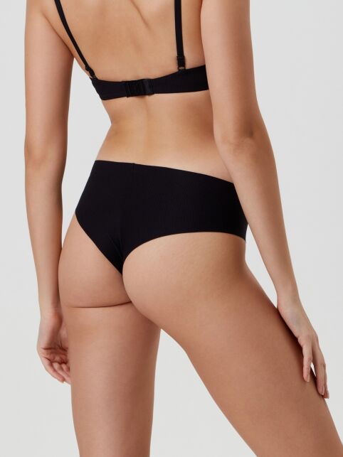 Бесшовные Трусы "брифы" WEEKEND RP 0006 Бесшовные Трусы "брифы" WEEKEND RP 0006 - купить в интернет-магазине Conte