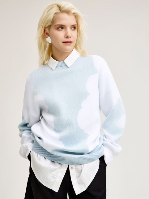 Джемпер объёмного силуэта с цветочным рисунком LDK 24122 - купить в интернет-магазине Conte