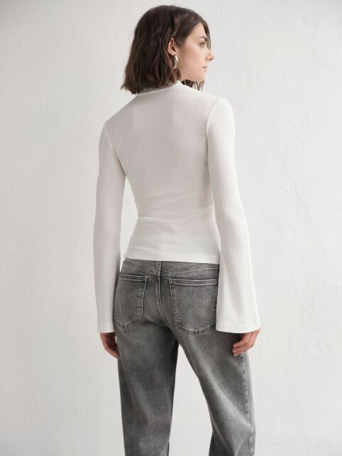 Джемпер в рубчик с расклешенными рукавами с разрезами LD 3241 - купить в интернет-магазине Conte