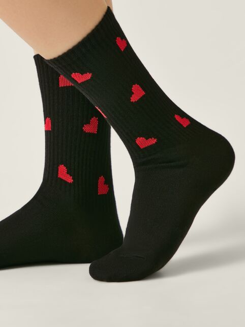Удлинённые носки ACTIVE из хлопка с рисунком «сердечки» - купить в интернет-магазине Conte
