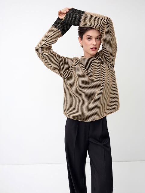 Джемпер объёмного силуэта с воротником стойкой из пряжи с хлопком LDK 24121 - купить в интернет-магазине Conte