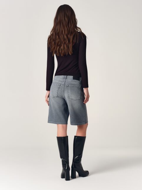 Джинсовые шорты дымчато-серого цвета с оригинальным клапаном ширинки CON-941 - купить в интернет-магазине Conte