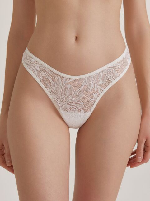 Трусы «бразилиана» из цветочного кружева MYSTERY GARDEN LBR 3114 - купить в интернет-магазине Conte