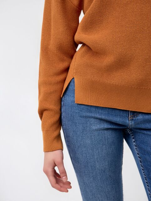 Джемпер свободного силуэта с отложным воротником стойкой LDK 24108 - купить в интернет-магазине Conte