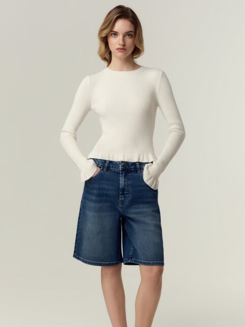 Джинсовые шорты с эффектом потёртостей из eco-friendly денима CON-883 - купить в интернет-магазине Conte