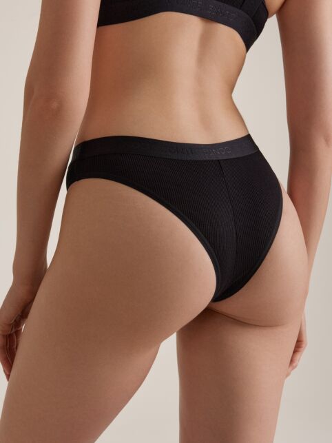 Трусы бразилиано в рубчик со средней линией талии ACTIVE SHAPE LBR 3190 - купить в интернет-магазине Conte